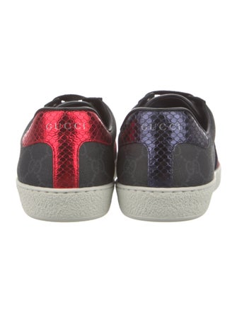 Gucci GG Supreme Sneakers