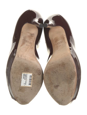 Gucci Patent Leather Pumps