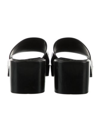 Gucci Rubber Slides