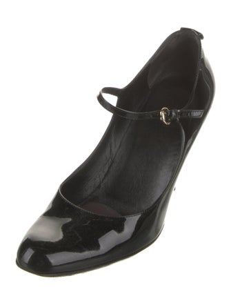 Gucci Interlocking G Logo Patent Leather Pumps
