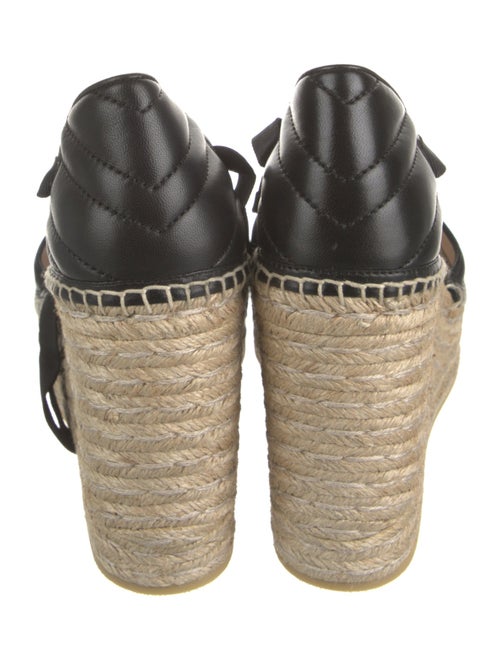 Gucci Double G Logo Leather D'Orsay Pumps