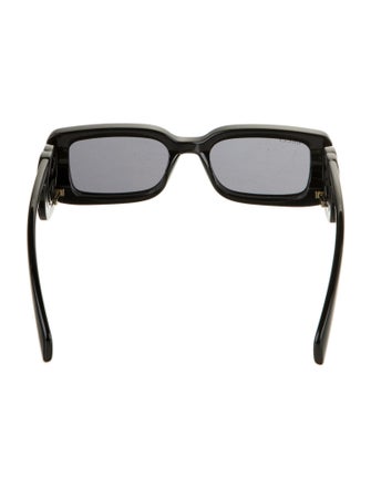 Gucci Square Tinted Sunglasses