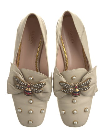 Gucci Faux Pearl Accents Leather Loafers