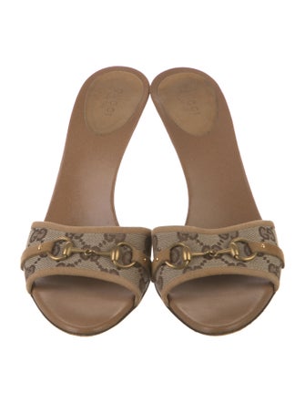 Gucci GG Canvas Canvas Slides