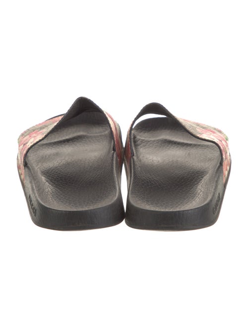 Gucci GG Supreme Slides