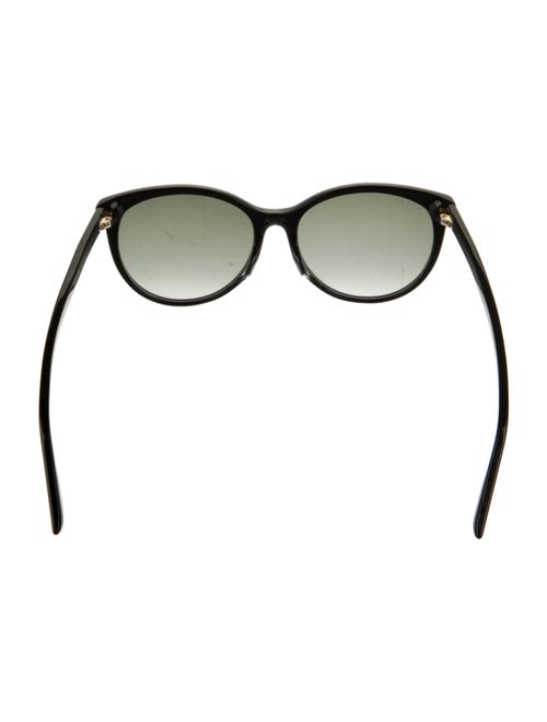 Gucci Oversize Tinted Sunglasses
