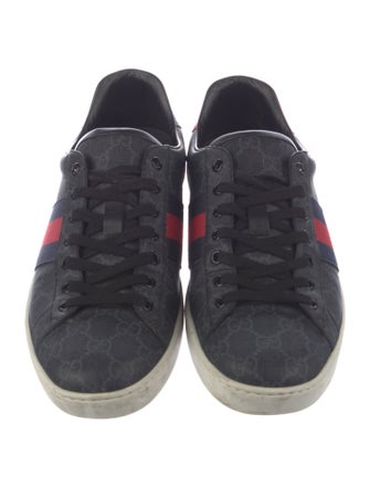 Gucci GG Supreme Sneakers