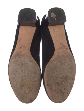 Gucci Suede Pumps