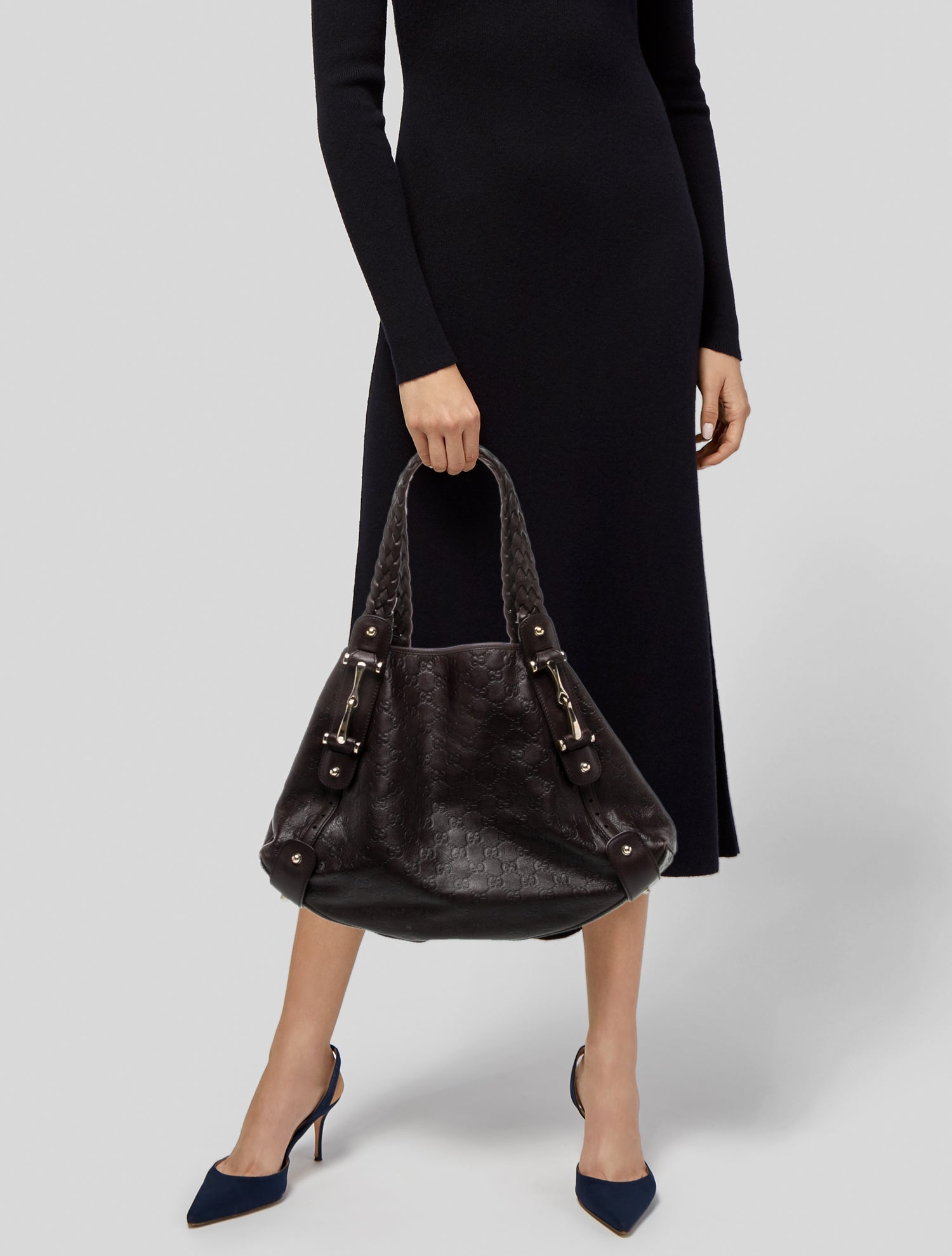 Gucci GG Signature Pelham Medium