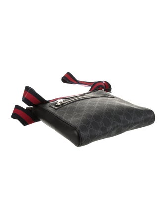 Gucci GG Supreme Messenger Bag