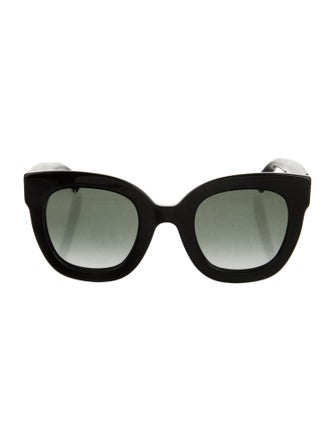 Gucci Interlocking G Logo Cat-Eye Sunglasses