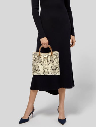 Gucci Double G Diana Small