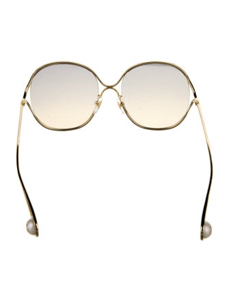 Gucci Oversize Tinted Sunglasses