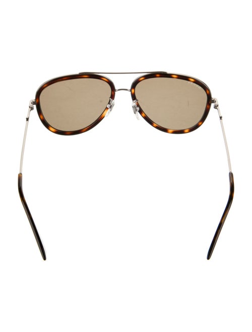 Gucci Aviator Tinted Sunglasses
