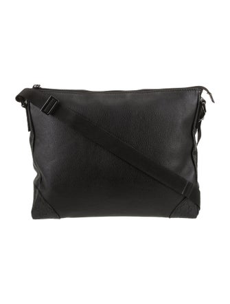 Gucci Leather Shoulder Bag