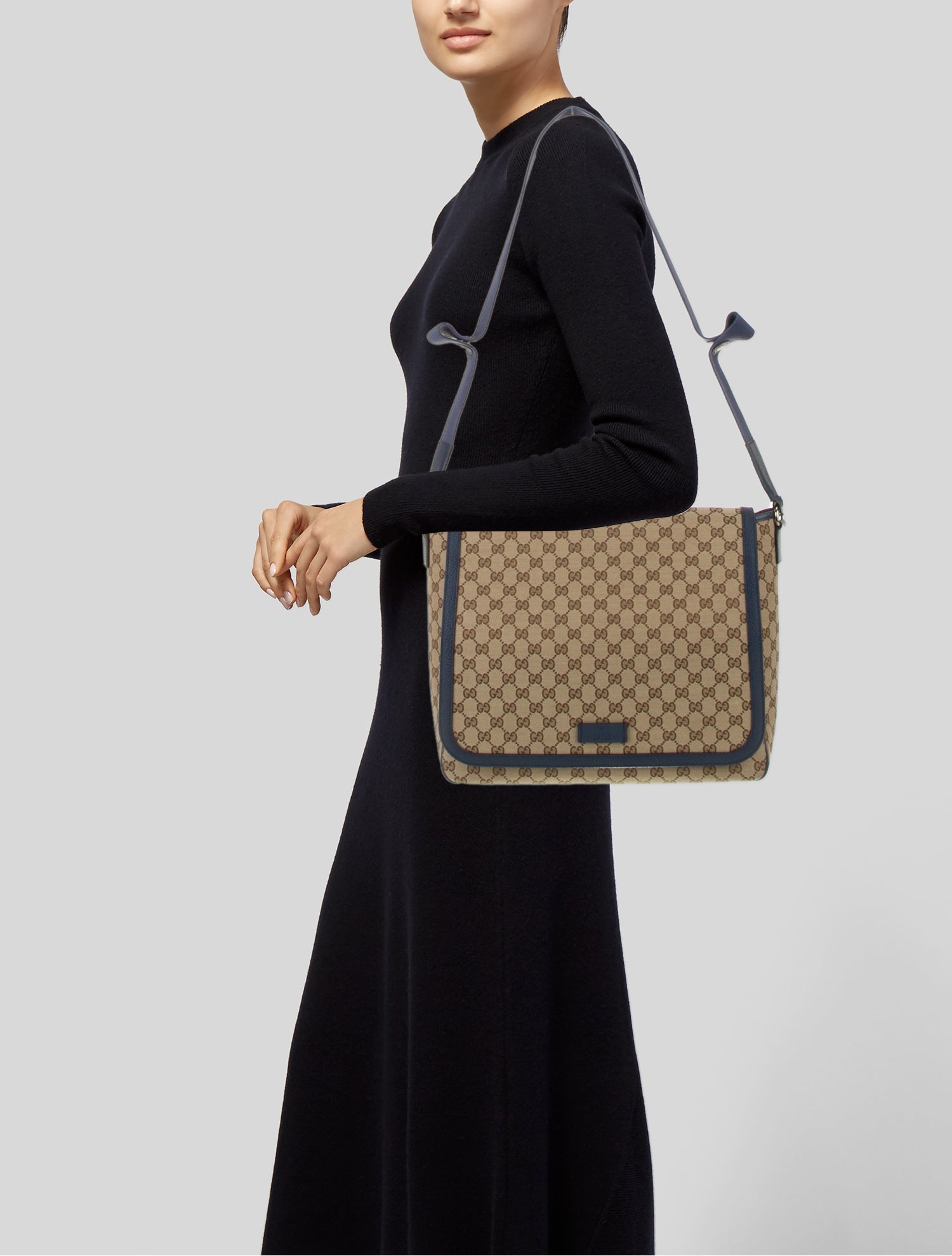 Gucci GG Canvas Messenger Bag