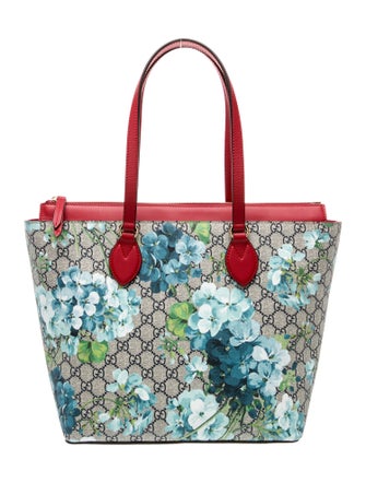 Gucci GG Supreme Tote Medium