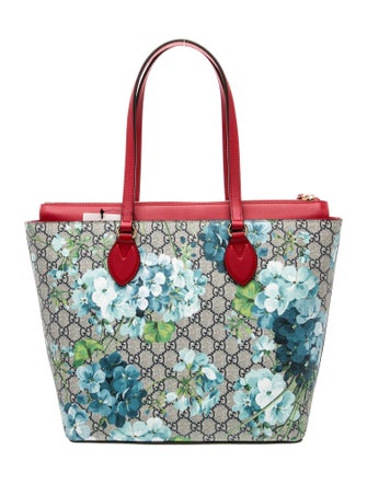 Gucci GG Supreme Tote Medium
