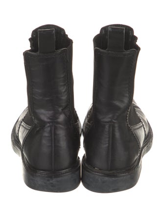 Gucci Leather Chelsea Boots
