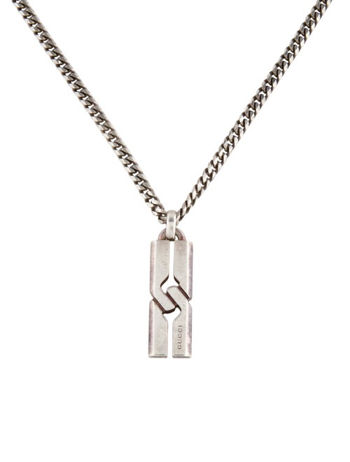Gucci Knot Pendant Necklace