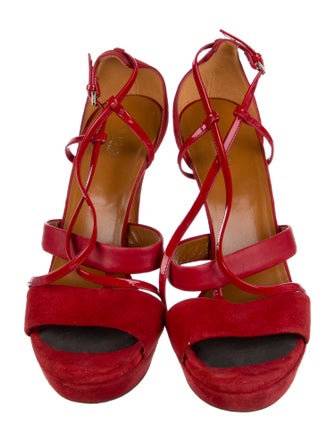 Gucci Suede T-Strap Sandals