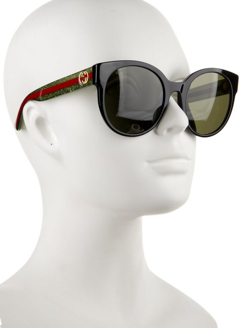 Gucci Oversize Tinted Sunglasses