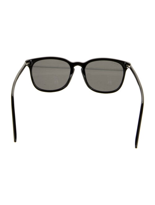 Gucci Square Tinted Sunglasses