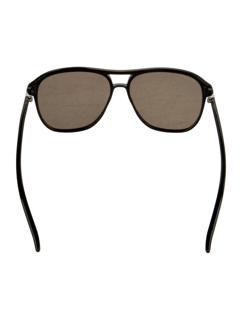 Gucci Oversize Tinted Sunglasses