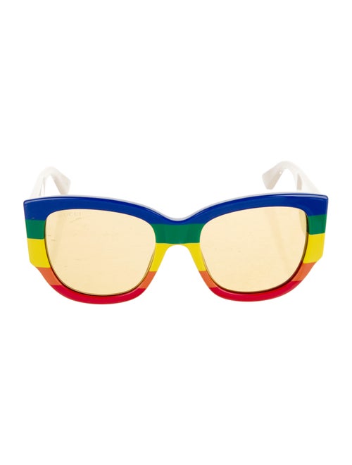 Gucci Oversize Tinted Sunglasses