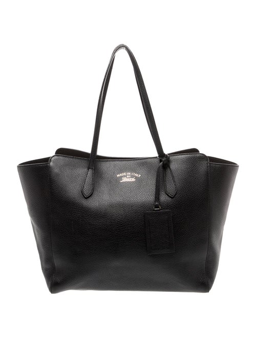 Gucci Leather Swing Medium