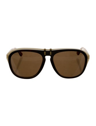 Gucci Oversize Tinted Sunglasses