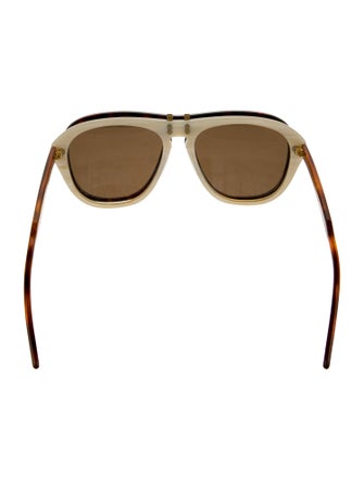 Gucci Oversize Tinted Sunglasses