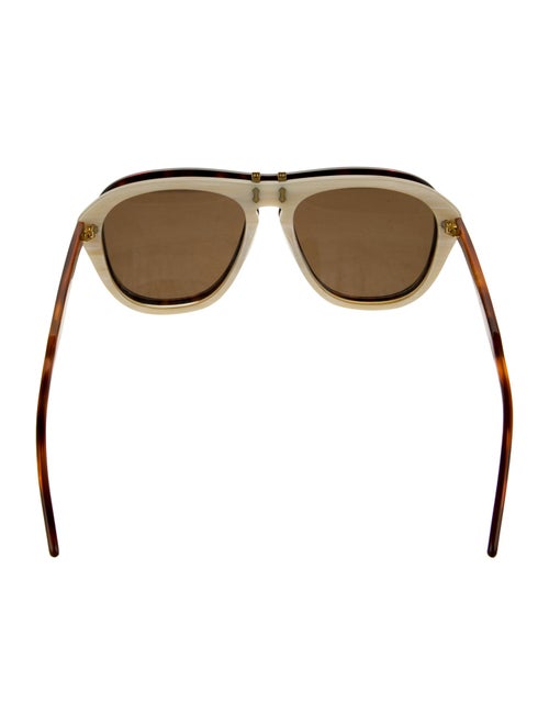 Gucci Oversize Tinted Sunglasses