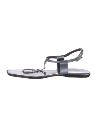 Gucci Leather Chain-Link Accents T-Strap Sandals