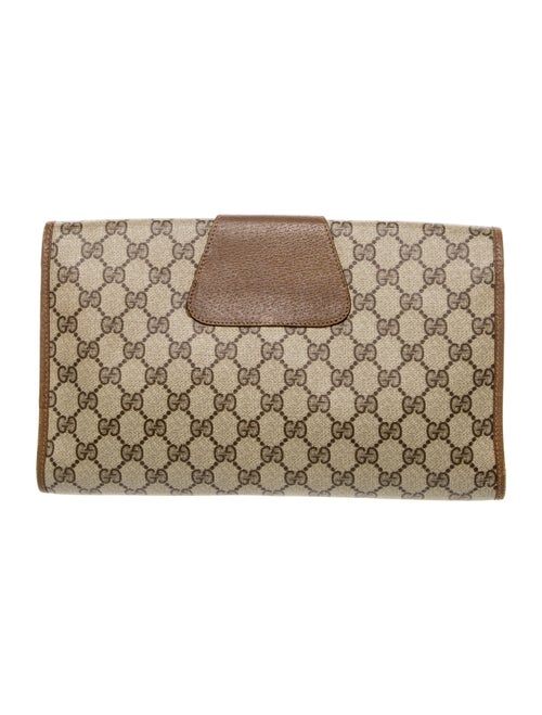 Gucci GG Supreme Clutch