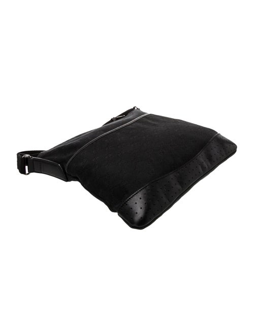 Gucci GG Canvas Messenger Bag