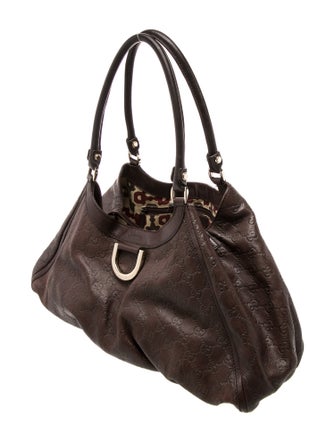 Gucci GG Signature Abbey