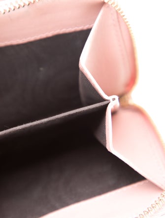 Gucci Microguccissima Pattern Leather Compact Wallet