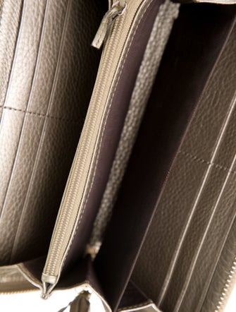 Gucci Interlocking G Logo Leather Continental Wallet