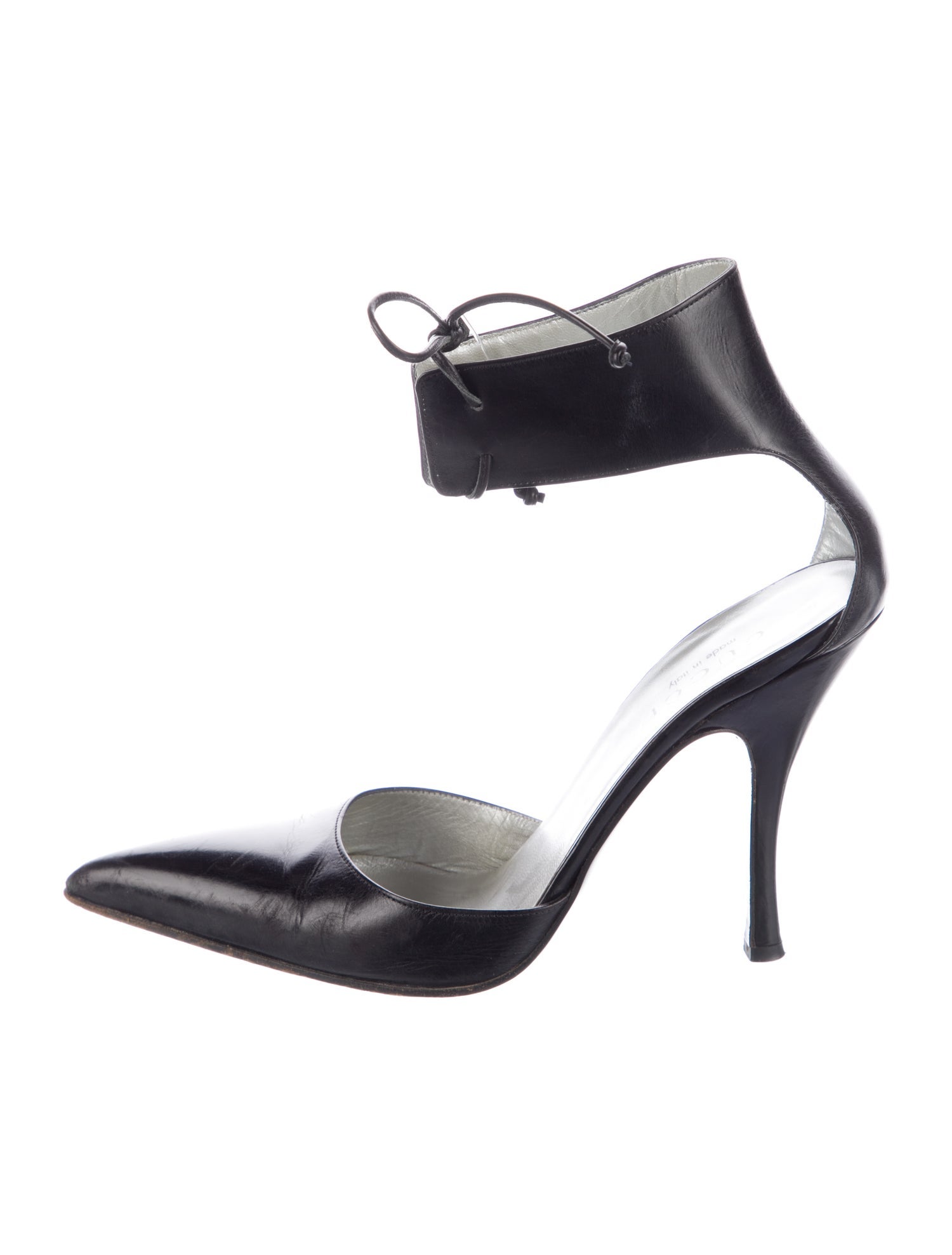 Gucci Leather D'Orsay Pumps