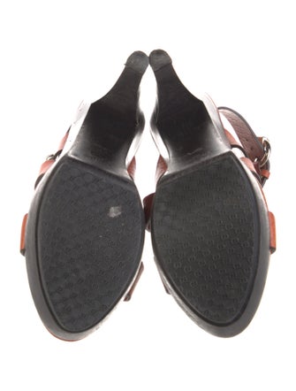 Gucci Leather Sandals