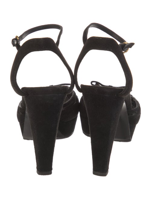 Gucci Suede Bow Accents Sandals