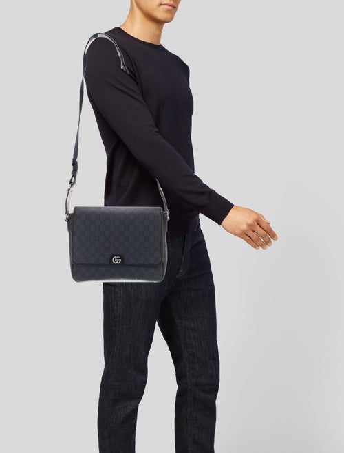 Gucci GG Supreme Messenger Bag