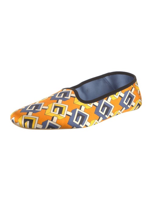 Gucci Satin Printed Loafers