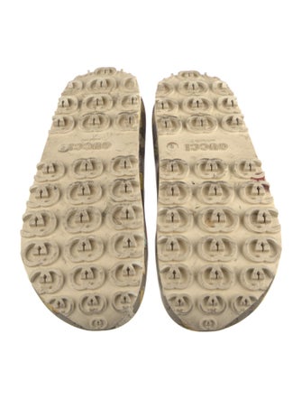 Gucci GG Logo Rubber Slides