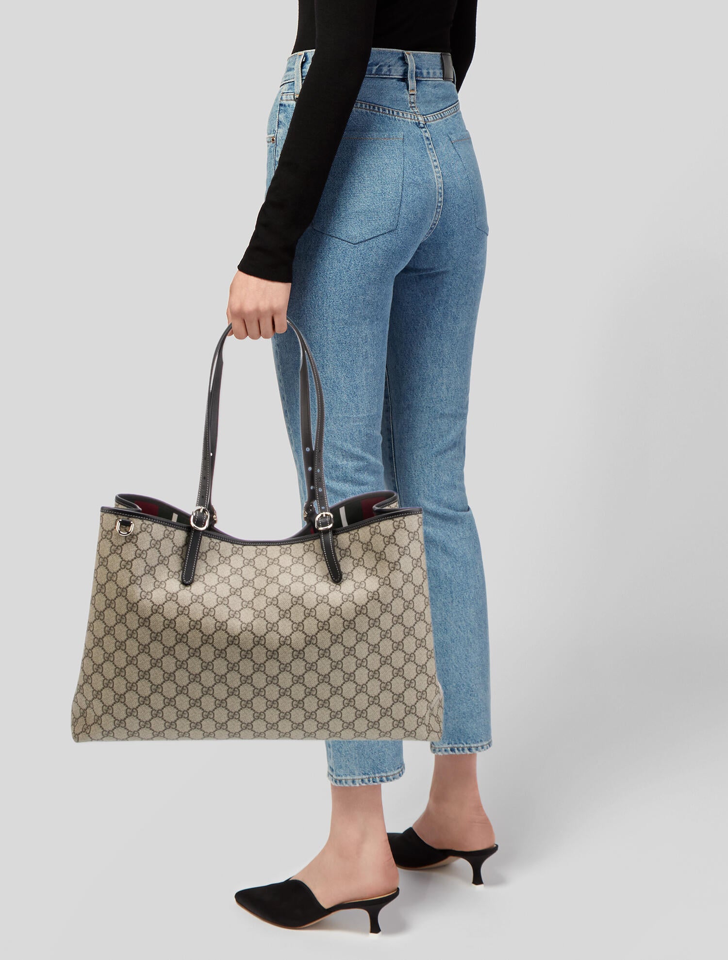 Gucci GG Supreme Emblem Maxi