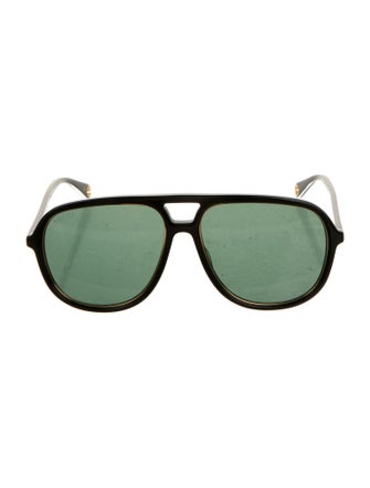 Gucci Oversize Tinted Sunglasses
