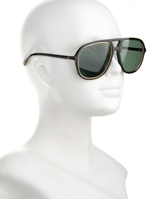 Gucci Oversize Tinted Sunglasses