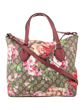 Gucci GG Supreme Shoulder Bag