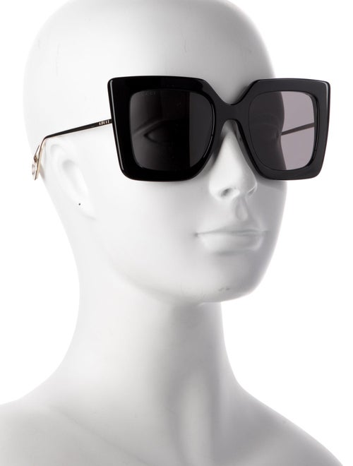 Gucci Interlocking G Logo Oversize Sunglasses